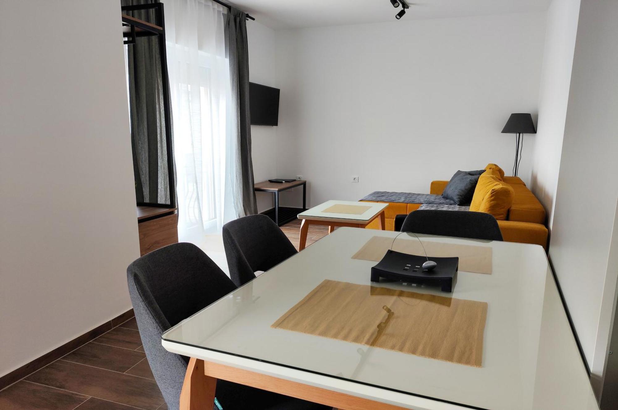 Apartament Lavo