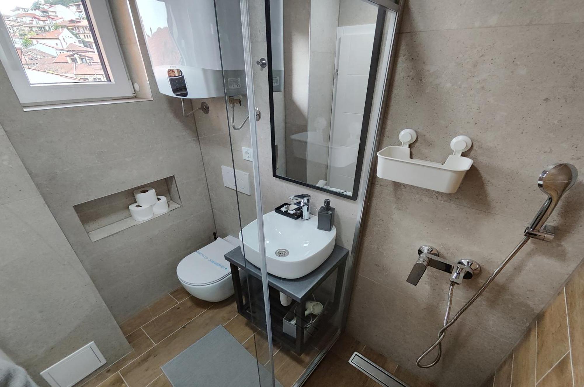 Apartament Lavo *